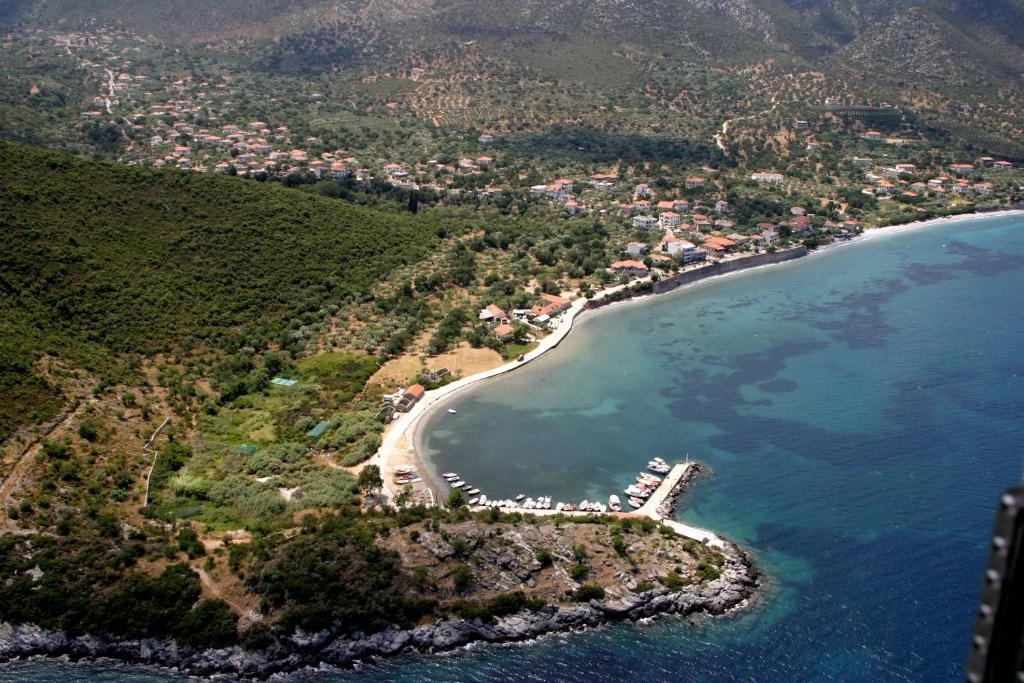 Hotel Patelis Poúlithra Dış mekan fotoğraf